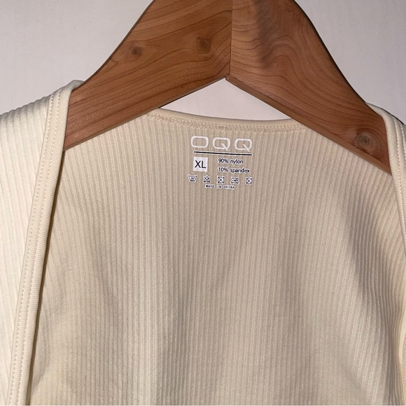 Cream Jumpsuit - Picture 4 of 5